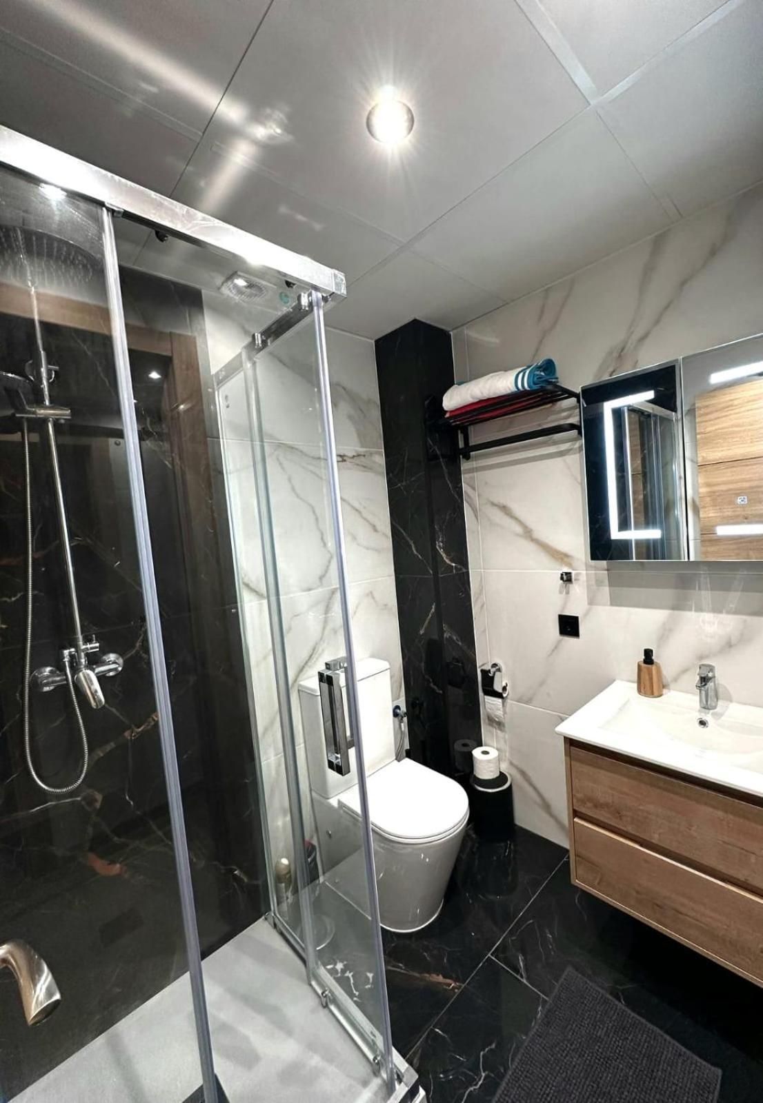 Aldea Beach Boutique Apartment Манилва Экстерьер фото