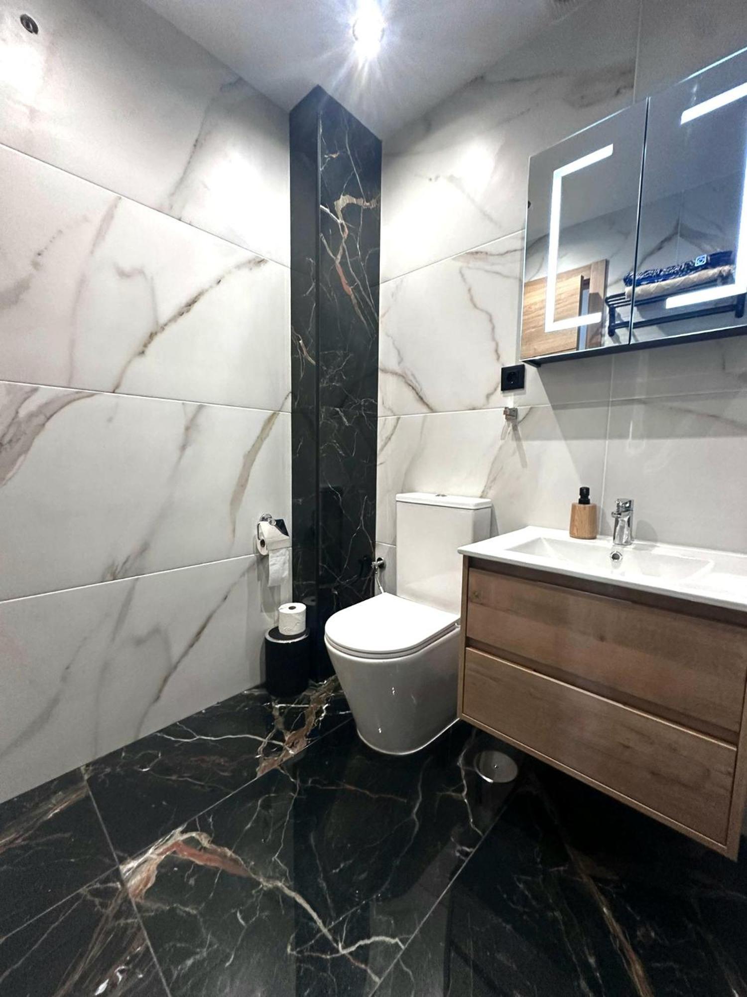 Aldea Beach Boutique Apartment Манилва Экстерьер фото
