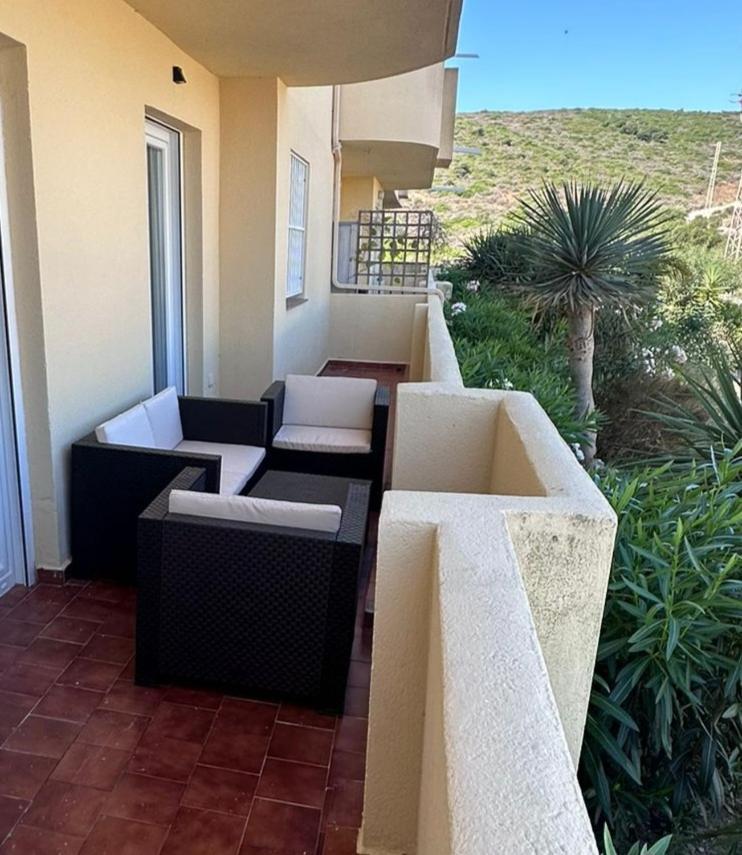 Aldea Beach Boutique Apartment Манилва Экстерьер фото