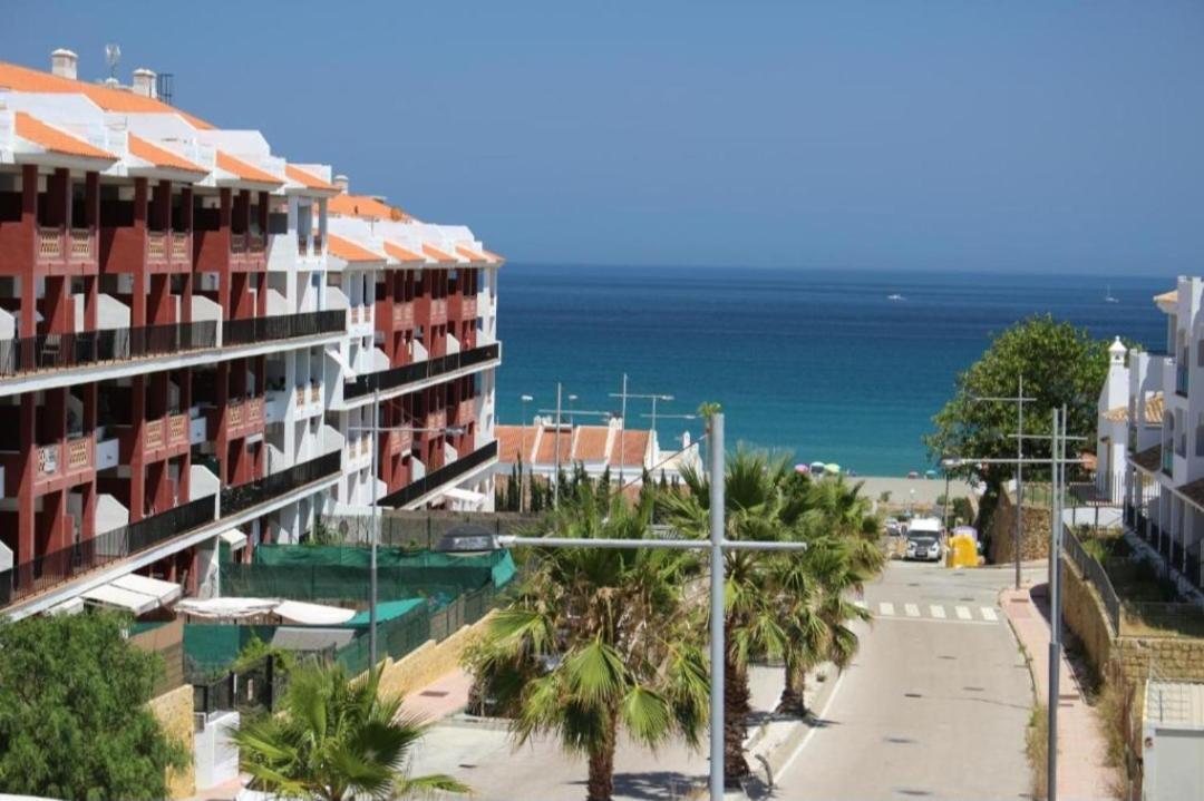 Aldea Beach Boutique Apartment Манилва Экстерьер фото